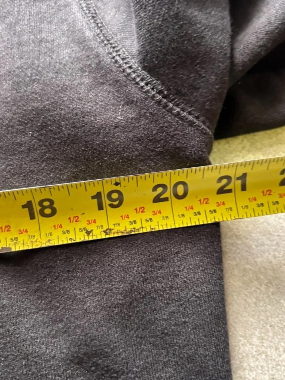 Ice cream hoodie size XL fits like a medium